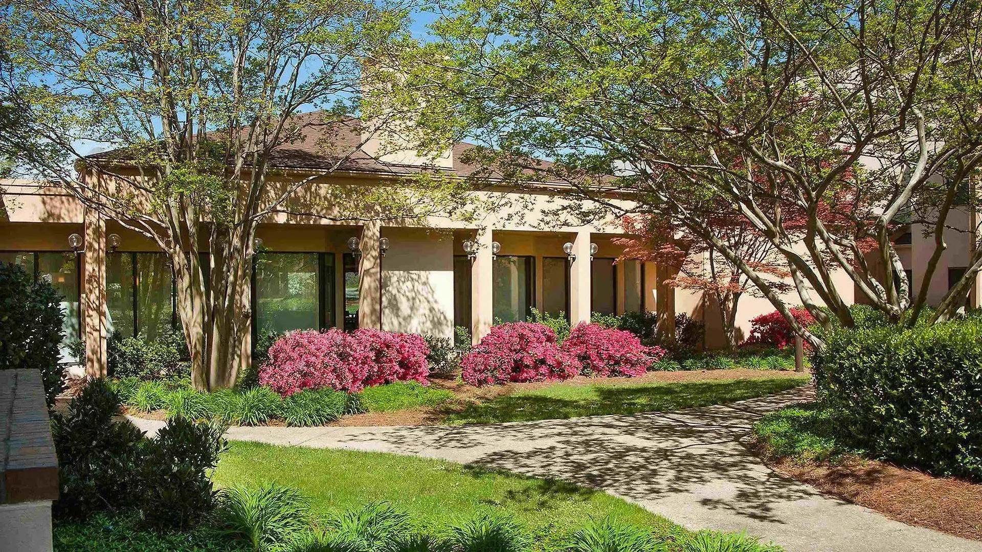 Courtyard Charlotte Arrowood Hotel 3*,  United States